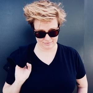 Meet your Posher, Holly